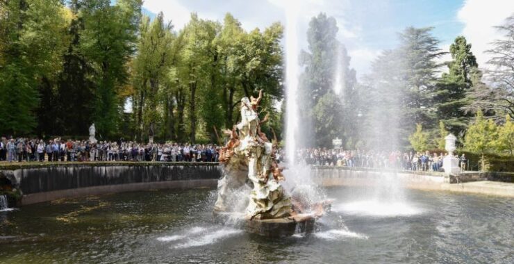 La Fuente de Andrómeda se enciende al público por primera vez en 80 años