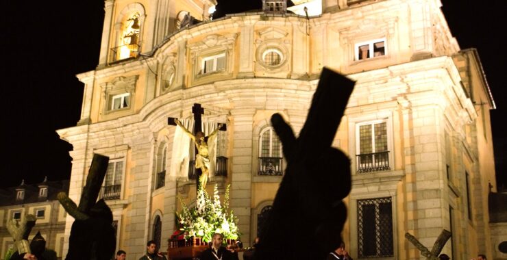 La procesión del Santo Entierro del Real Sitio de San Ildefonso, declarada Fiesta de Interés Turístico de Castilla y León